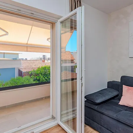 Apartment Coastal Zadar